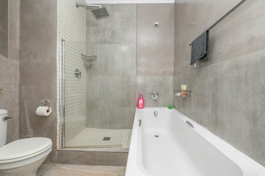 1 Bedroom Property for Sale in Port Elizabeth Central Eastern Cape